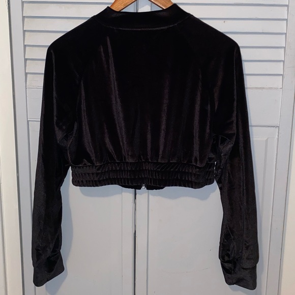 Cropped Velour Sweater - Picture 3 of 3